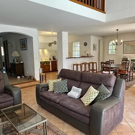 Nastidou וילה סנרי-סור-מר