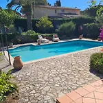 Nastidou * Sanary-sur-Mer