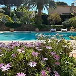 Nastidou * Sanary-sur-Mer